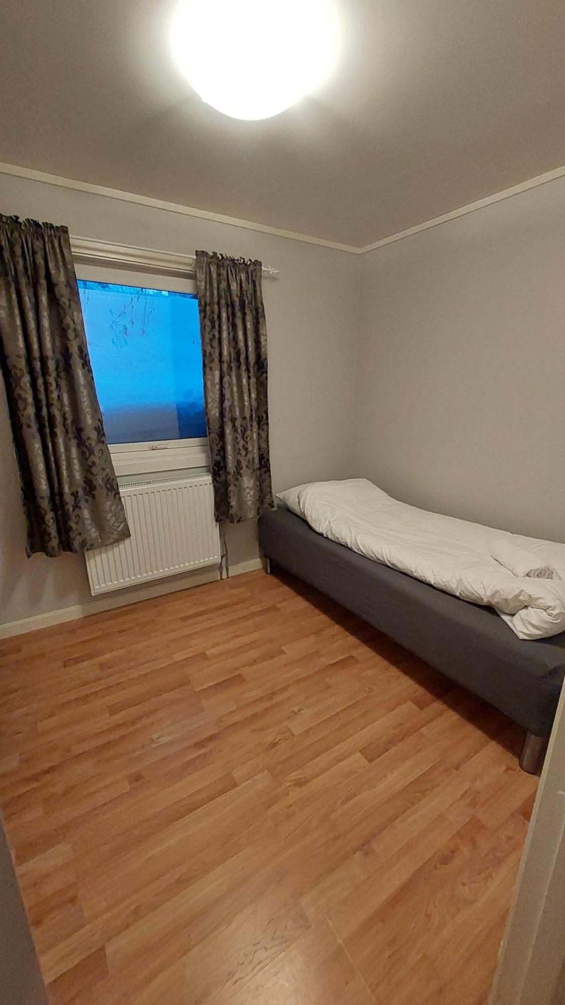 Lyngen Apartments Lyngseidet エクステリア 写真